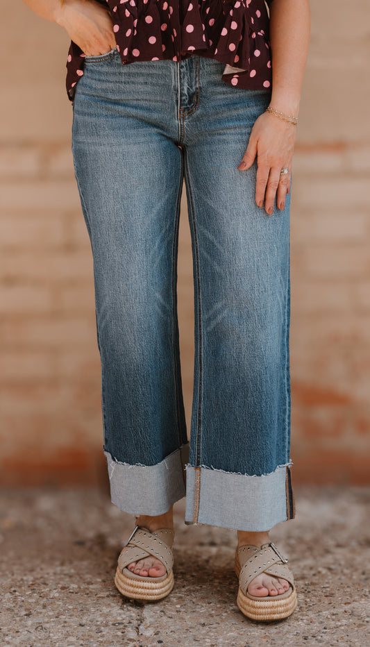 Convivial | High Rise | Cuffed Ankle Wide Jean
